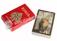 Carte da gioco di carta rosse della marcatura dell'analizzatore del poker con il modello del leone di indennità